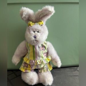 Boyds Bear 10” April Hopsalot Longaberger Plush Bunny Retired 2007